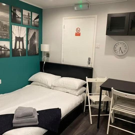 Vika Residence Deluxe Apartments Wednesbury Holiday Resort Buitenkant foto